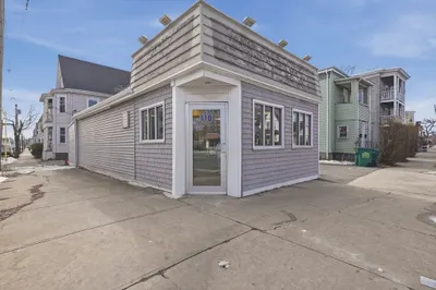 110 Western Ave 1