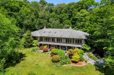 4 S Lakeside Ave 1