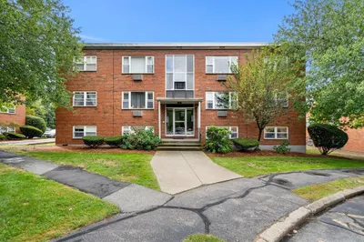 1105 Lexington Street #9-2