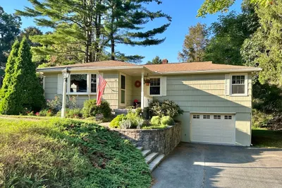 27 Lloyd Avenue 1