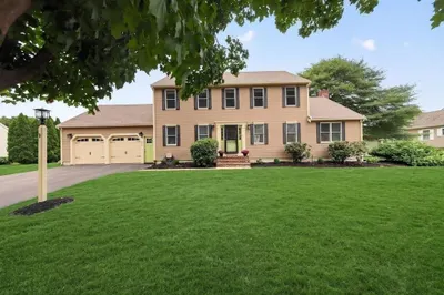 105 Liberty Bell Cir 1