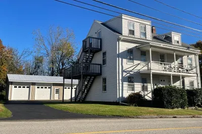 48 Brandon Rd #3 1