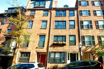 11 Joy St #4
