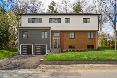 100 Woodbine Cir 1
