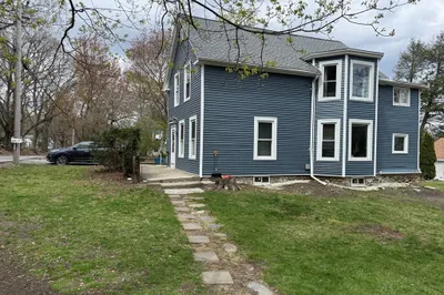 22 Chestnut Street #C 1