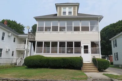 118 Marquette St #1