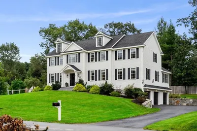 6 Monarch Lane 1