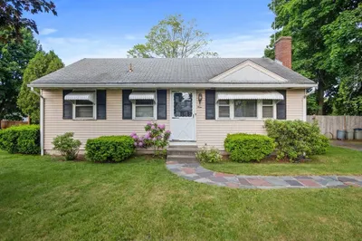 9 Robert Ave