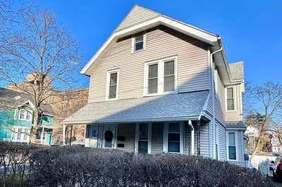 27 Greenwood St #2