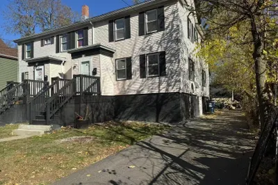 119 Whitfield St #119 1
