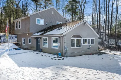 48 Lake Shore Dr 1