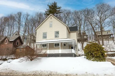 232 Pequoig Ave