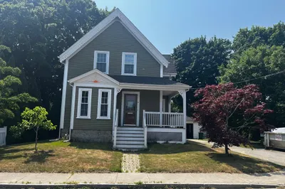 41 Cottage Street 1