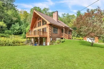 81 Maxwell Rd