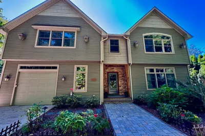 20 Bungalow Point 1