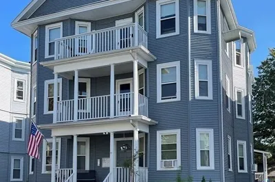 19 Montfern Avenue #3 1