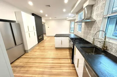 40 Central Rd. #1