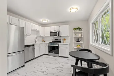 19 Fernview Ave #5 1