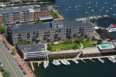 28 Atlantic Ave #425 1