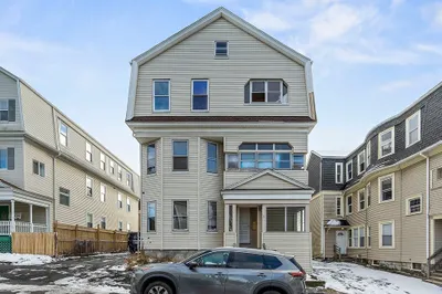 9 Montrose St 1