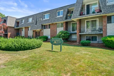 68 Summer Ave #8 1