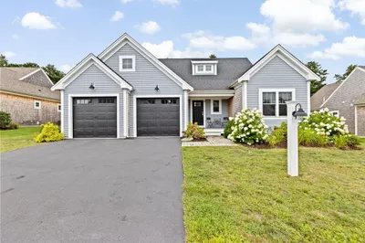 9 Water Lily Dr 1