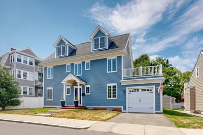 72 Sewall Ave 1