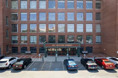 491 Dutton St #405 1