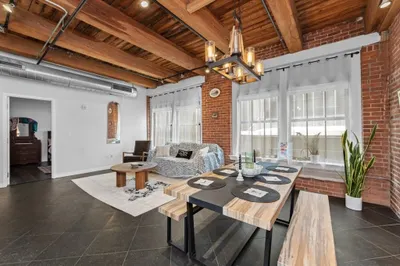 9 W Broadway #214