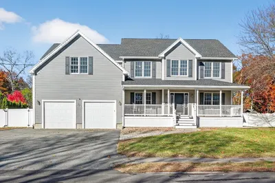 6 Colby Road