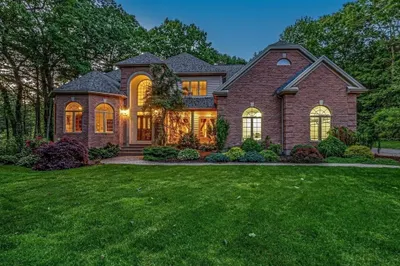 7 Sturbridge Rd 1
