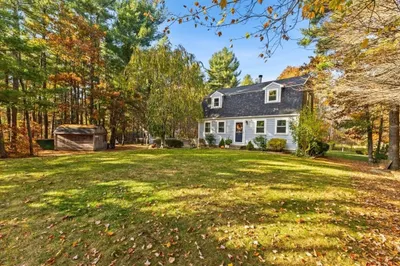 17 Colby Dr 1
