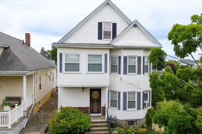 252 Princeton St 1