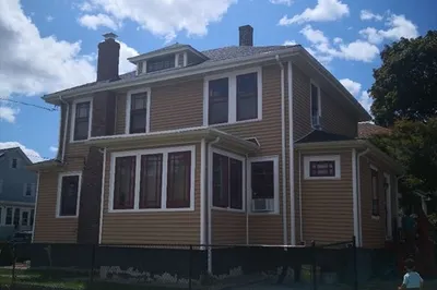 139 Brook St