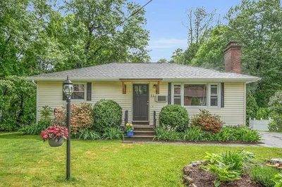 33 Wendover Rd