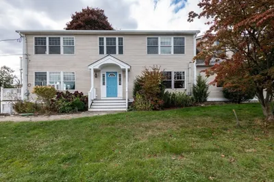 9 Bunker Hill Road 1
