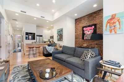 163 Newbury St #1