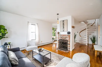 86 Walnut St #3 1