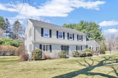 118 Blueberry Hill Rd 1