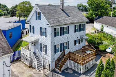 17 Cedar Ct