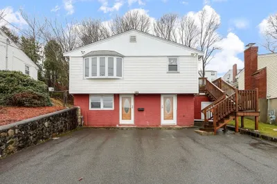 165 Lincoln St