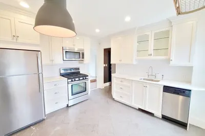 47-49 Edward St #2