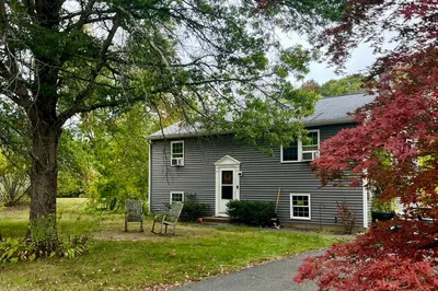 245 Dorset Rd 1