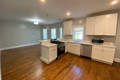 337 Highland Ave #2