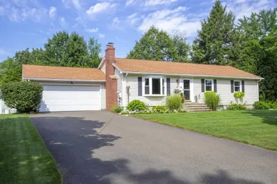 88 Meadowlark Dr 1