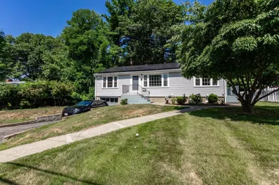 19 Riverview Rd