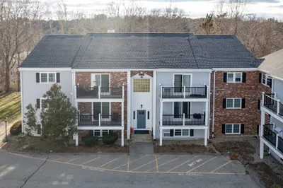 7 Chapel Hill Dr #1 1
