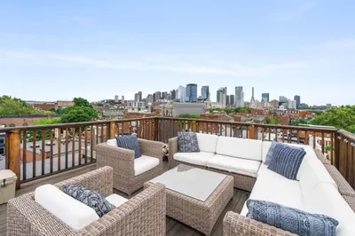56 Monument Ave #3