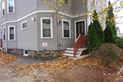 17 Robbins St #1-1