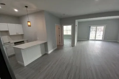 247 Washington #17